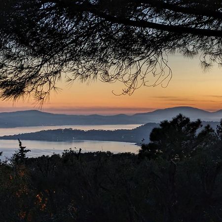 Villa Les Trois Chenes, Piscine Privee & Vue Mer Sur Golfe De Saint Tropez لي إيسامبر المظهر الخارجي الصورة